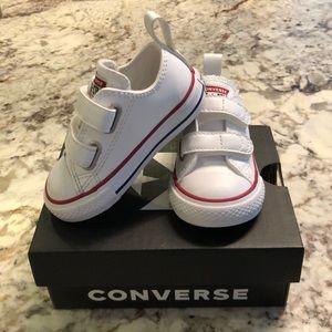 Converse Infant size 4